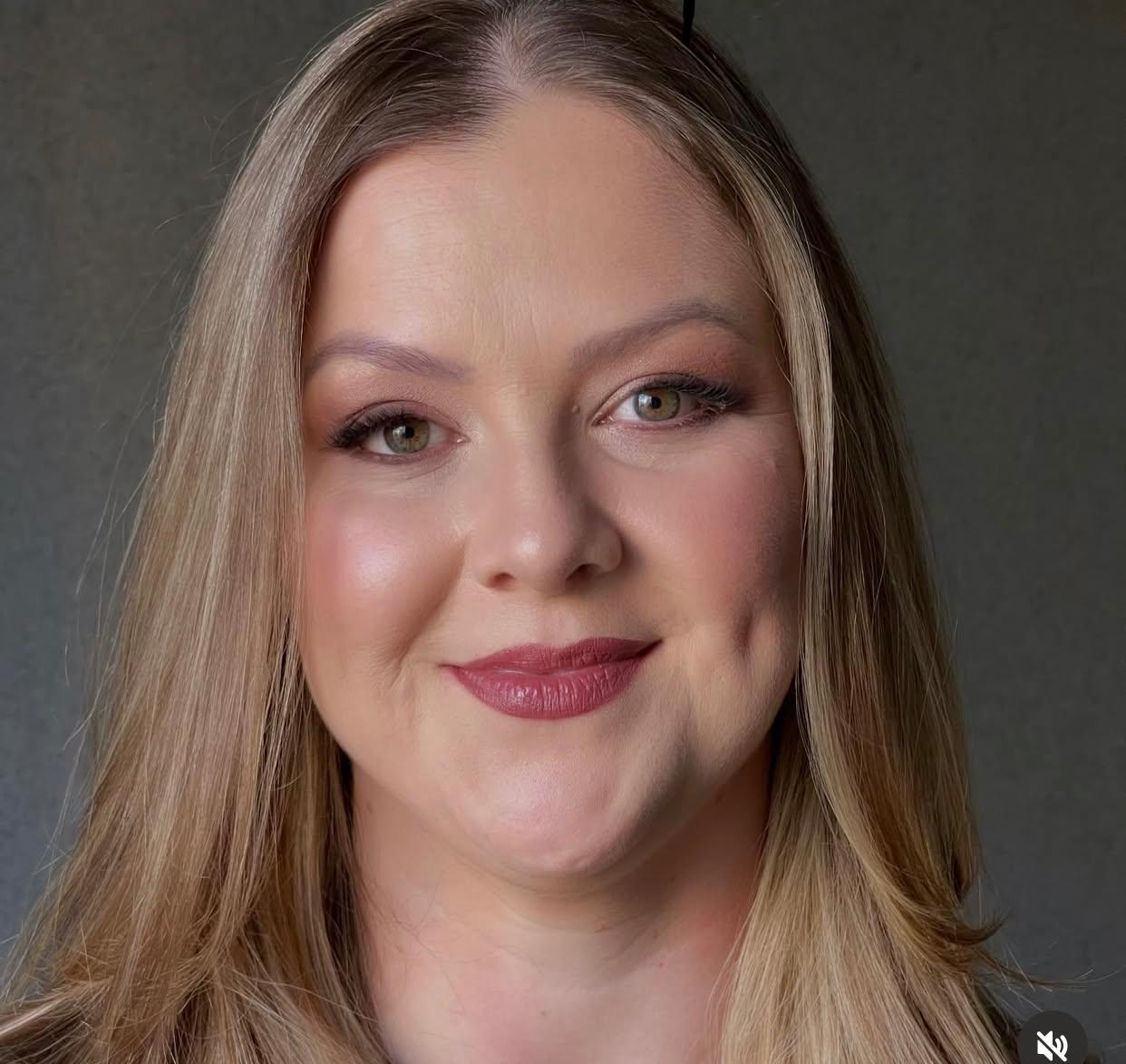 Juliana Veliska, nail designer profissional em Sorocaba
